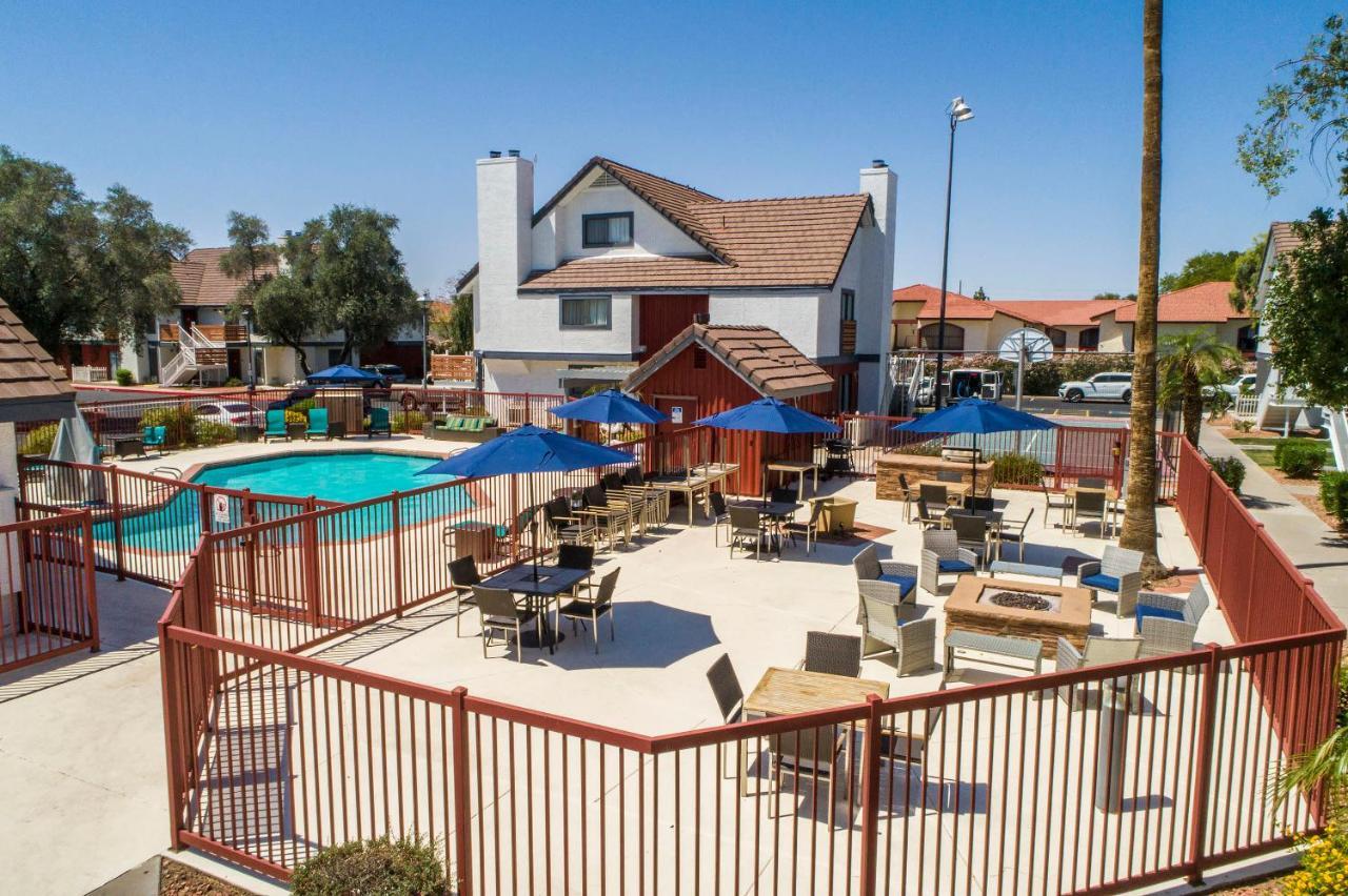 Metro Phx Downstairs Studio Sleeps 4 Ada Accessible Phoenix Exterior photo